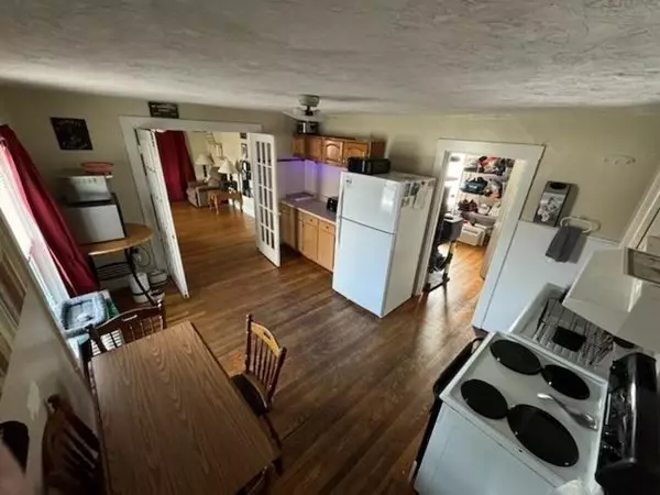 169 Main #1, Avon, MA 02322