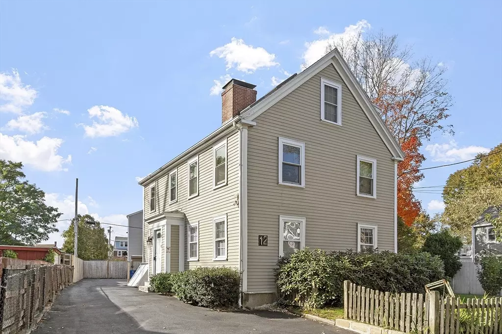 Beverly, MA 01915,12 Fayette Street #4