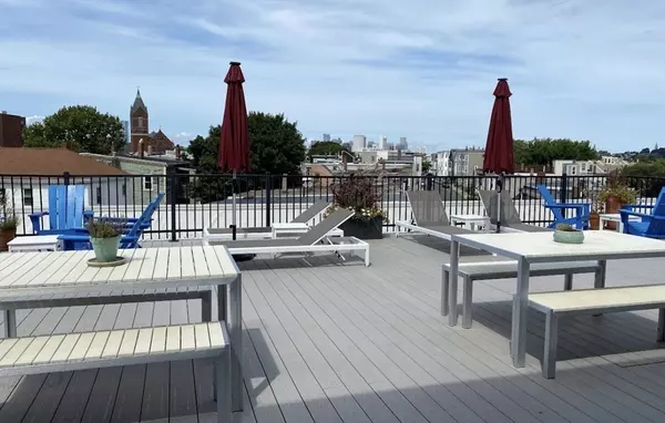 Boston, MA 02125,944 Dorchester Ave #9