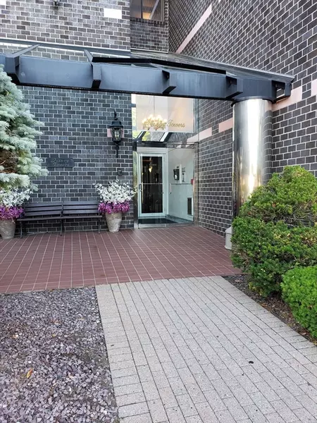 500 Washington St #205, Quincy, MA 02169