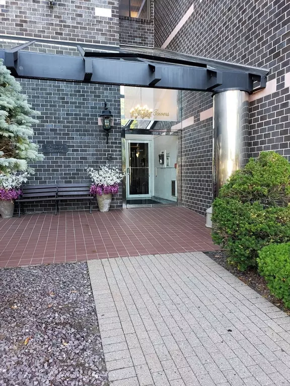 500 Washington St #205, Quincy, MA 02169