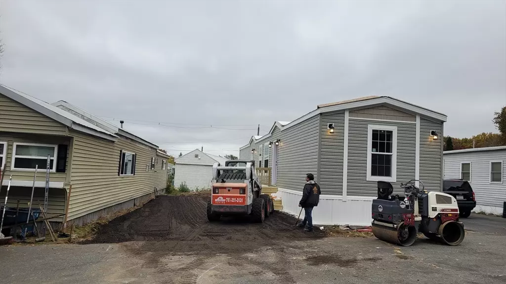 286 Newbury #110, Peabody, MA 01960