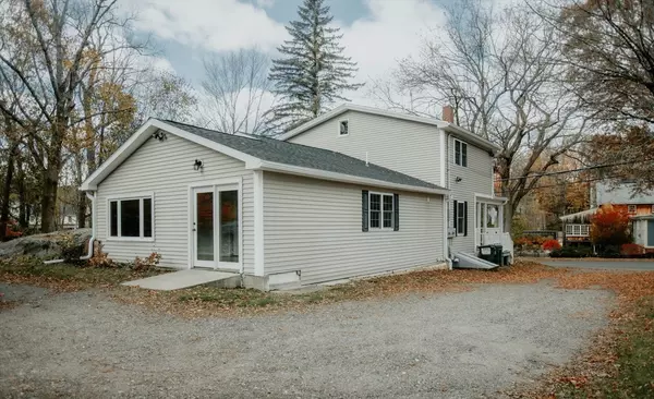 Barre, MA 01005,27 Kendall St