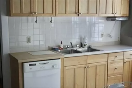 Newton, MA 02458,249 Tremont Street #1