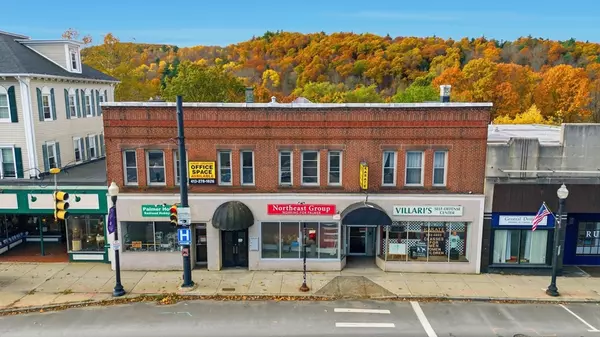 Palmer, MA 01069,1428-1438 Main St. #207