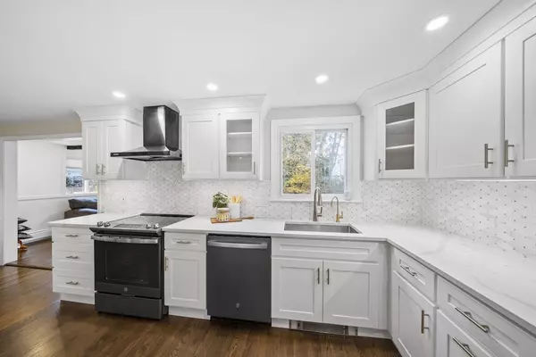 Canton, MA 02021,3 Burke Dr