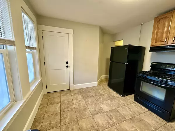 Boston, MA 02131,4094 Washington St #1L