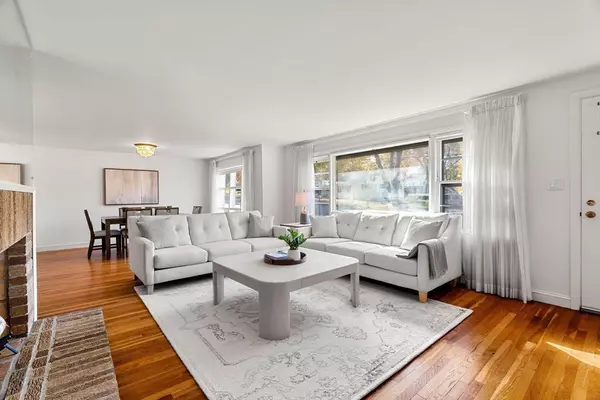 Andover, MA 01810,26 Mary Lou Ln