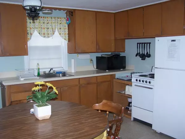 Sandwich, MA 02532,334 Phillips