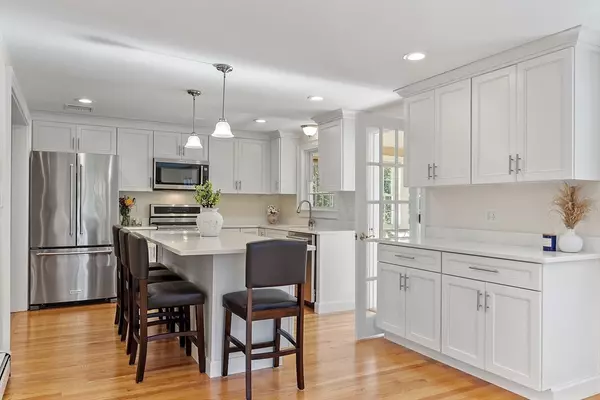 Burlington, MA 01803,9 Wing Terrace