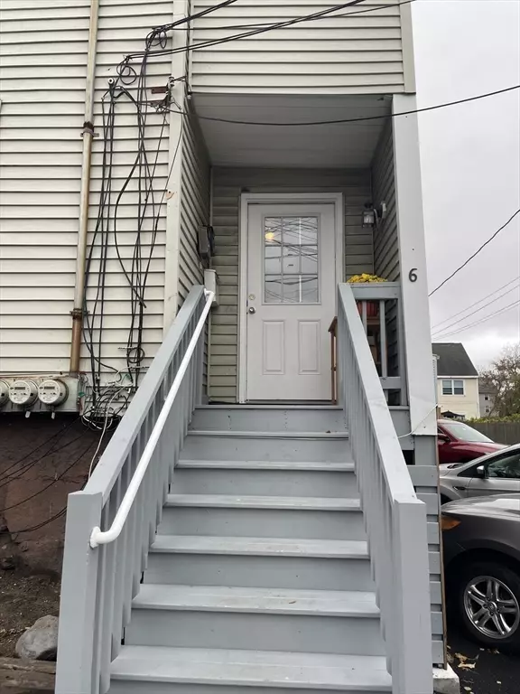 Peabody, MA 01960,6 Munroe St