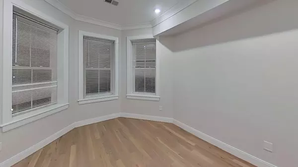 Boston, MA 02135,47 Englewood Ave #1