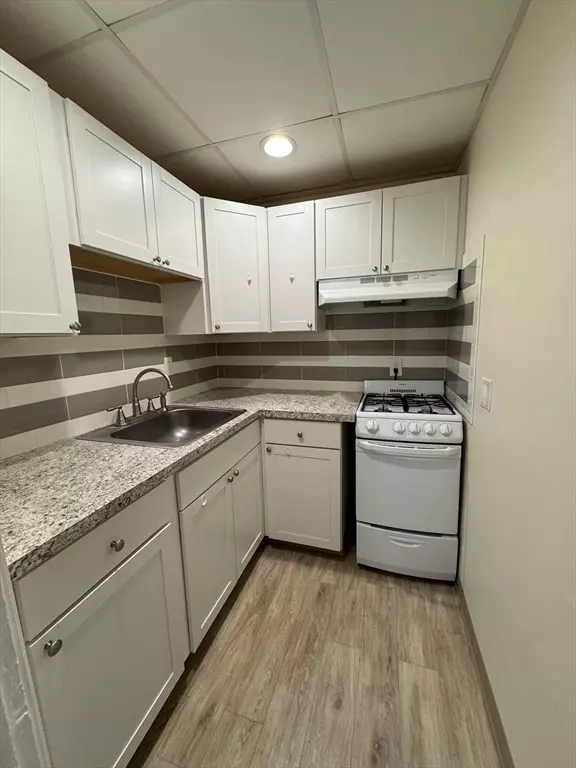 North Attleboro, MA 02760,104 Church St #4