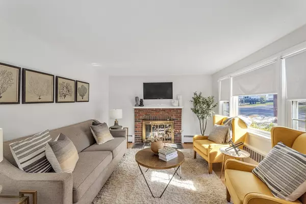 Boston, MA 02136,49 Summit St