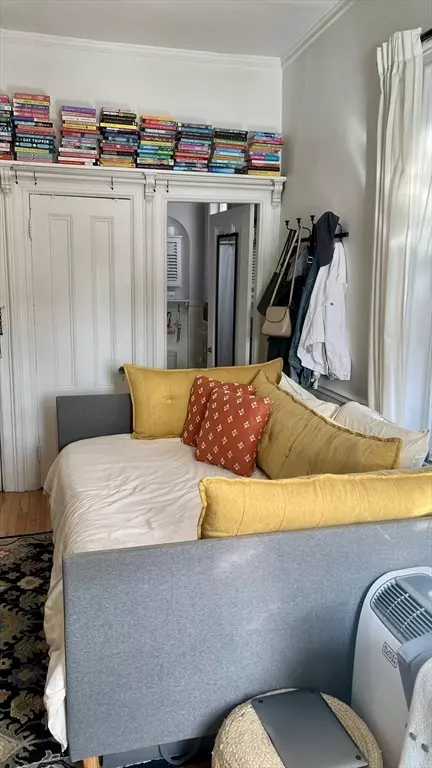 Boston, MA 02108,49 Brimmer St #5