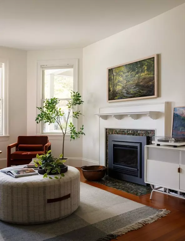 Cambridge, MA 02138,465 Huron Ave #1