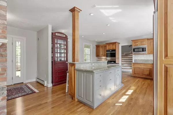 Northborough, MA 01532,39 Smith Road