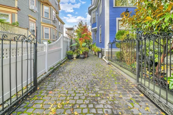 Boston, MA 02124,23 Tonawanda St