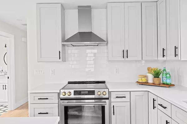 Scituate, MA 02066,19 Ford Place #3