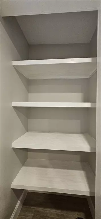 Boston, MA 02124,28 Oakley St #28