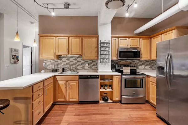 Lowell, MA 01852,23-33 Middle Street #11