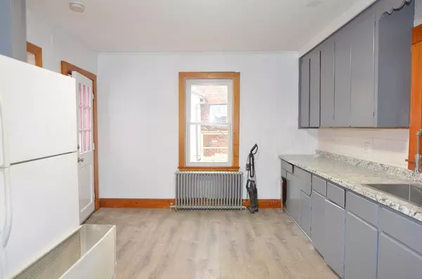 Quincy, MA 02169,36 Edwards St #0