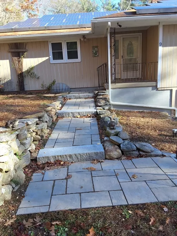 West Brookfield, MA 01585,9 John Gilbert Rd