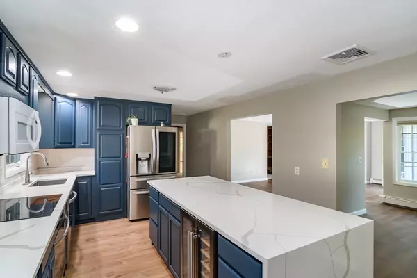 Framingham, MA 01701,3 Hickory Lane #3