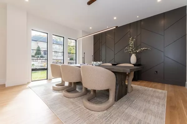 Newton, MA 02459,63 Drumlin Rd