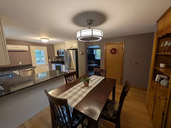 Attleboro, MA 02703,293 Pike Ave