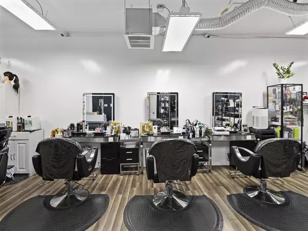 Lawrence, MA 01841,525 Broadway