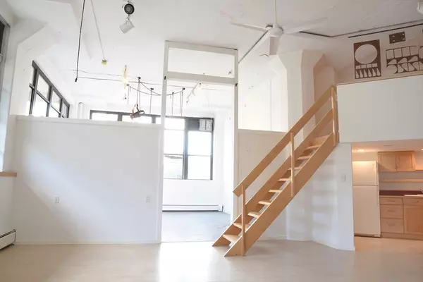 Somerville, MA 02143,1 Fitchburg St #B158