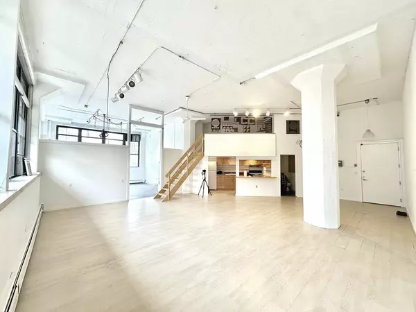 1 Fitchburg St #B158, Somerville, MA 02143