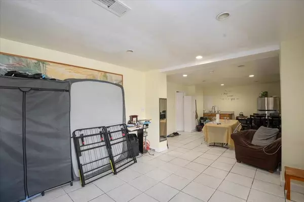 Methuen, MA 01844,69 Broadway