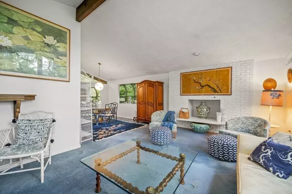 Natick, MA 01760,39 Indian Ridge Road