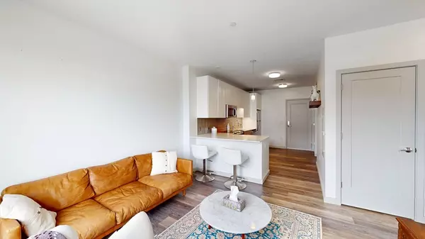 Boston, MA 02135,180 Telford Street #5-9