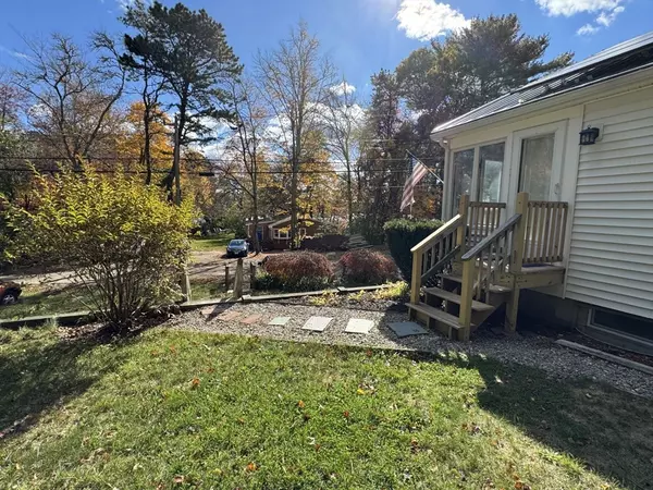 Plymouth, MA 02360,7 Lakeview Blvd