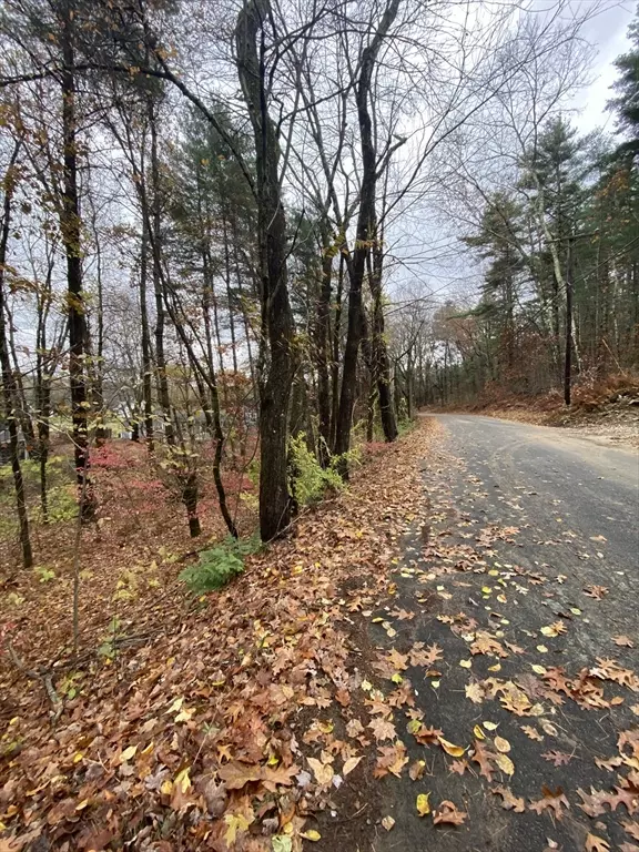 Palmer, MA 01069,3057 Foster St