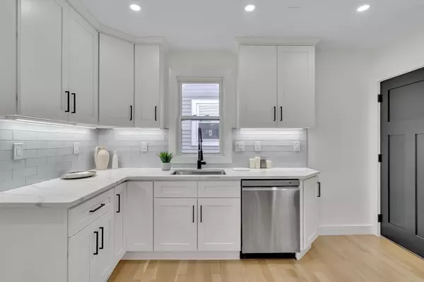 Somerville, MA 02143,63 Oak St #3