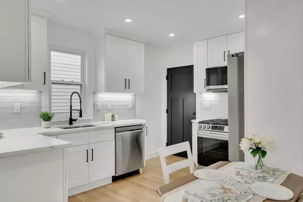 Somerville, MA 02143,63 Oak St #3