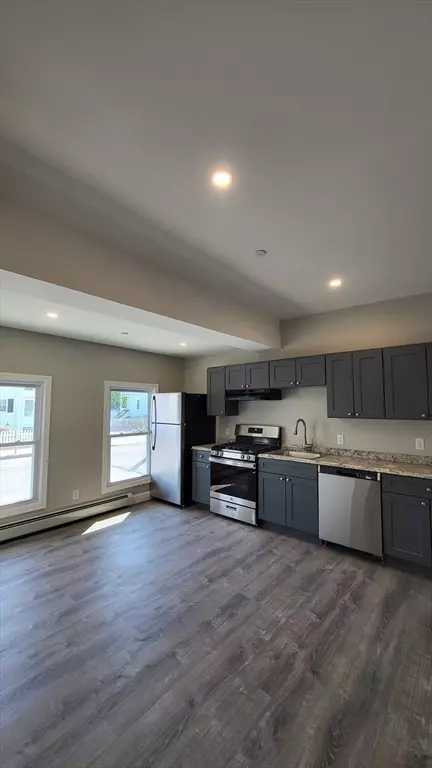 Leominster, MA 01453,218 Mechanic Street #1 Left