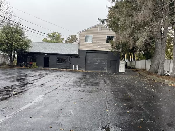 75 Lincoln St, Marlborough, MA 01752