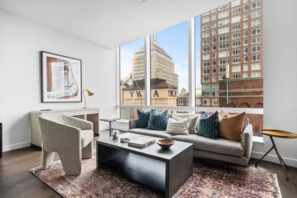 Boston, MA 02116,430 Stuart St #1603