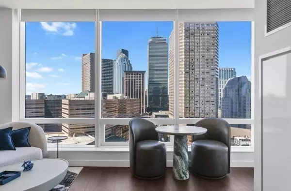 Boston, MA 02116,430 Stuart St #1612