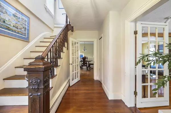 Hull, MA 02045,5 Telegraph Avenue