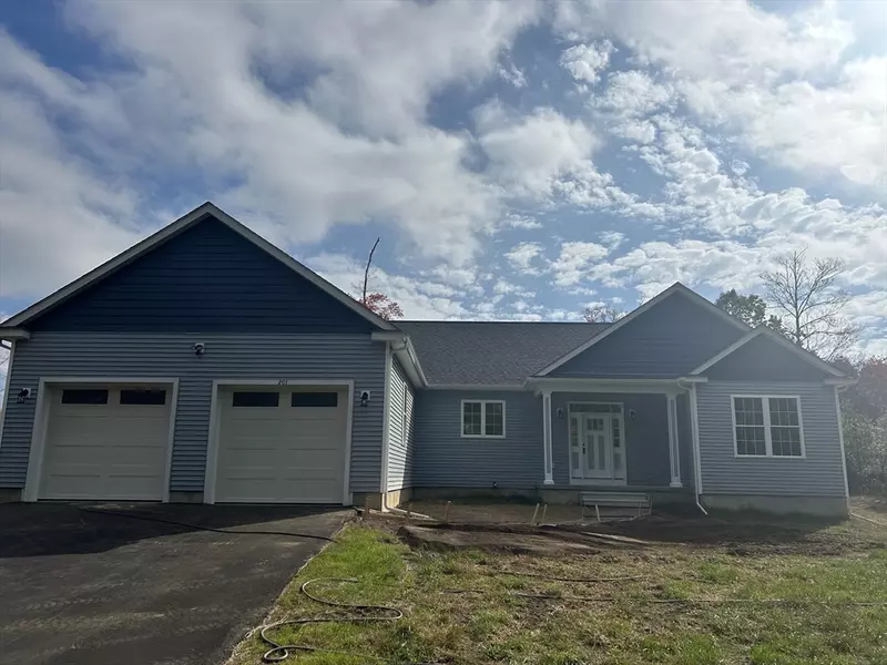 201 Upper Church St, Ware, MA 01082