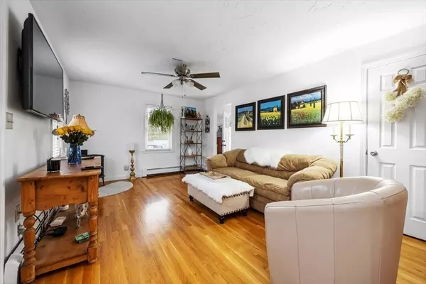 Hingham, MA 02043,1 Hemlock Road