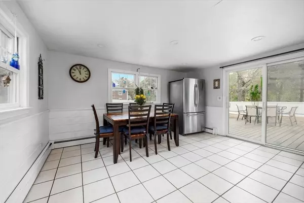 Hingham, MA 02043,1 Hemlock Road