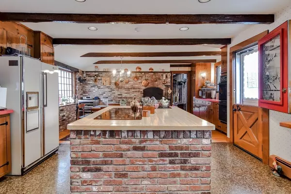 Westborough, MA 01581,192 W Main St