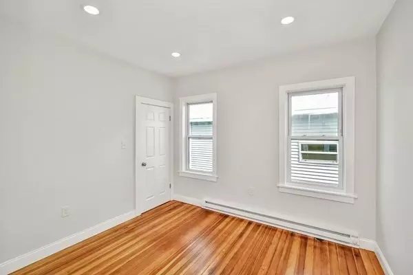 Boston, MA 02125,53 Woodford Street #3